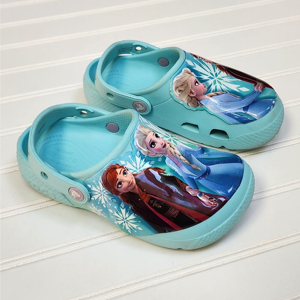 Crocs Fun Lab Disney Frozen II Clogs Sandals Size 13 Little Kids Ice Blue